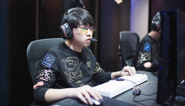 他不仅展现 他不仅展现