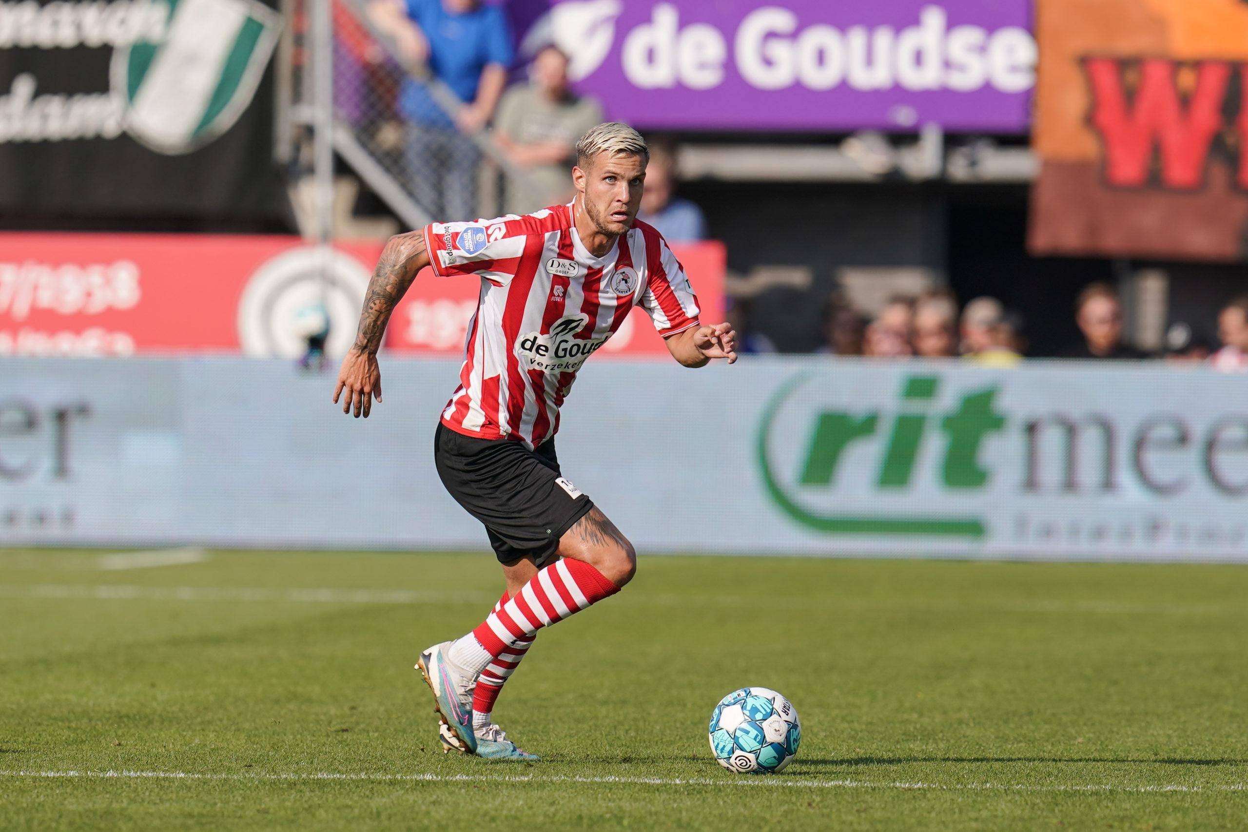 接决定了他 接决定了他