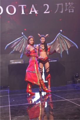 坚持不懈的 坚持不懈的