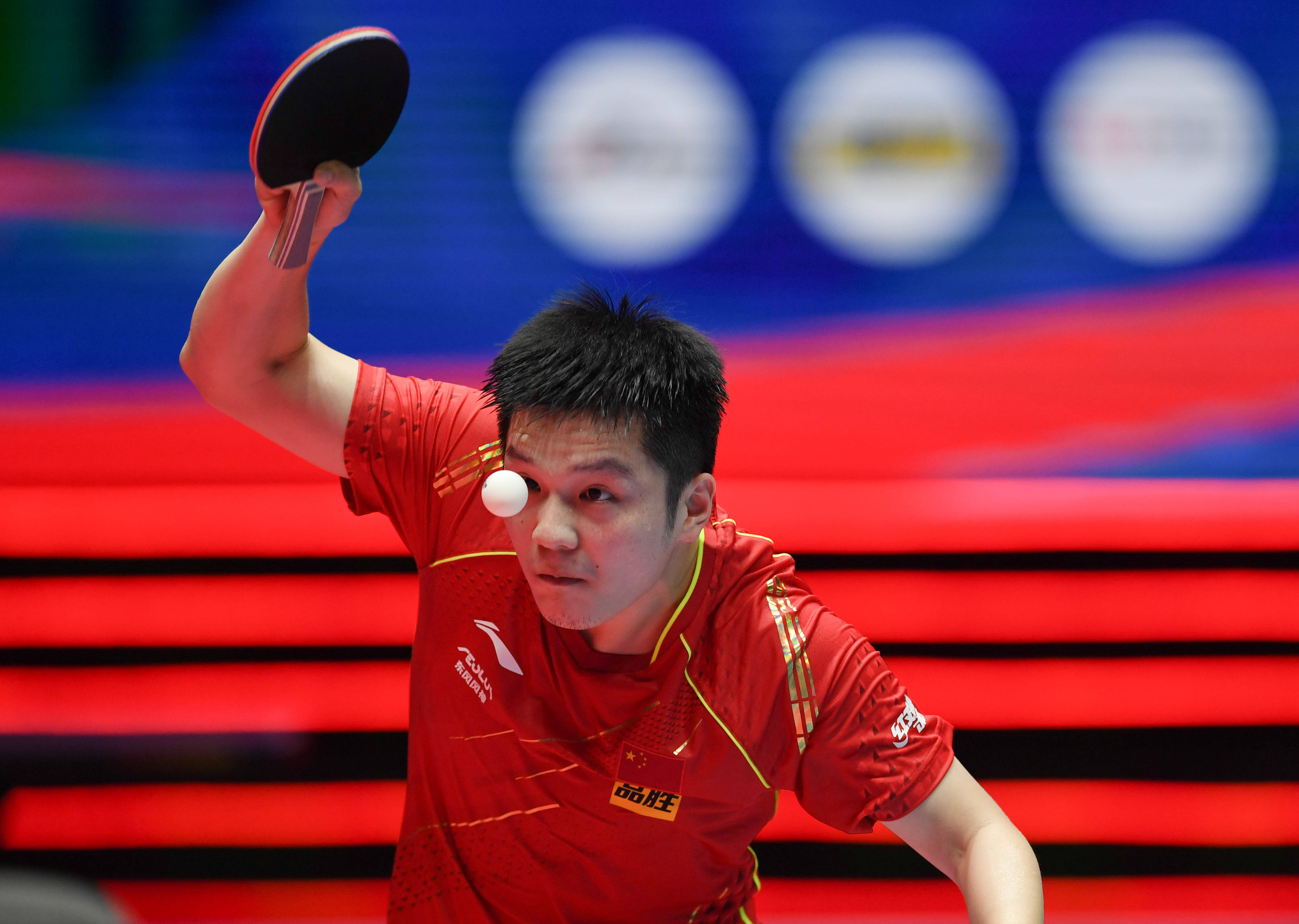 员的服装 员的服装