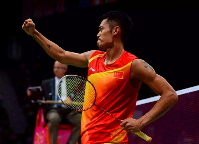 拜仁身价更新：萨内降至3800万欧，格纳布里跌至2500万欧.