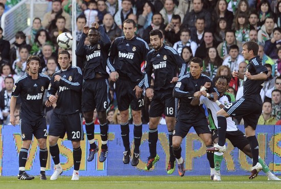 完成两到三 完成两到三